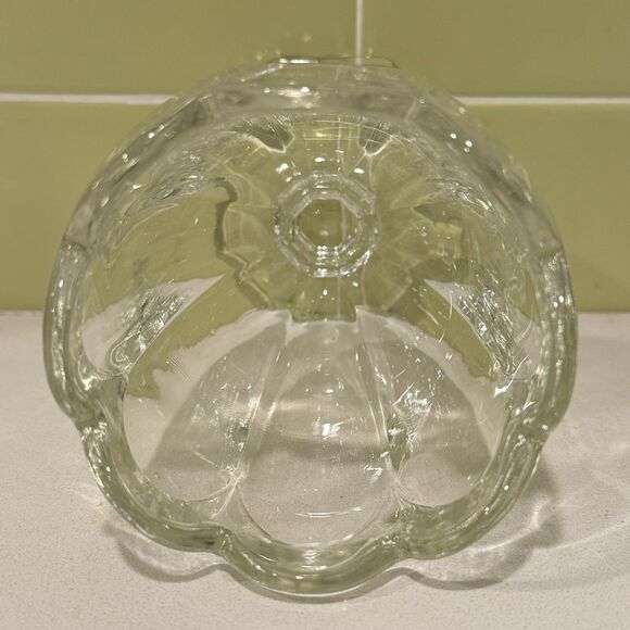 Vintage Two’s Company Clear Glass Paneled Vase – 7 ⅜″ (circa 1964) - Picture 2 of 7